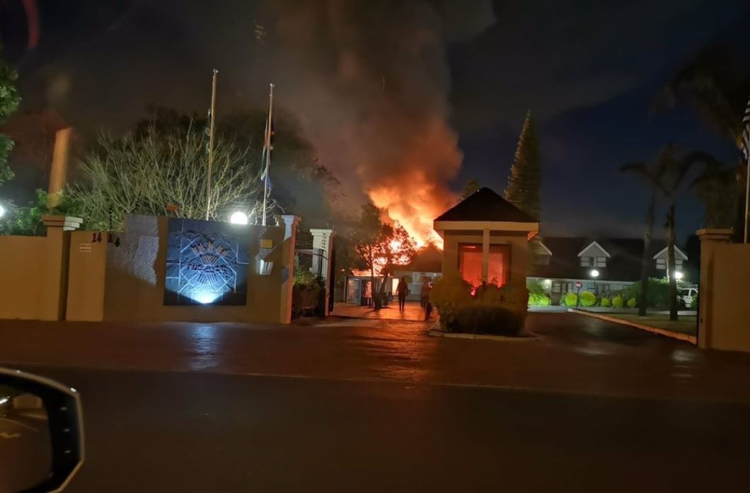 Luxury Ruslamere Guesthouse in Cape Town Burns Down, Guests Evacuated