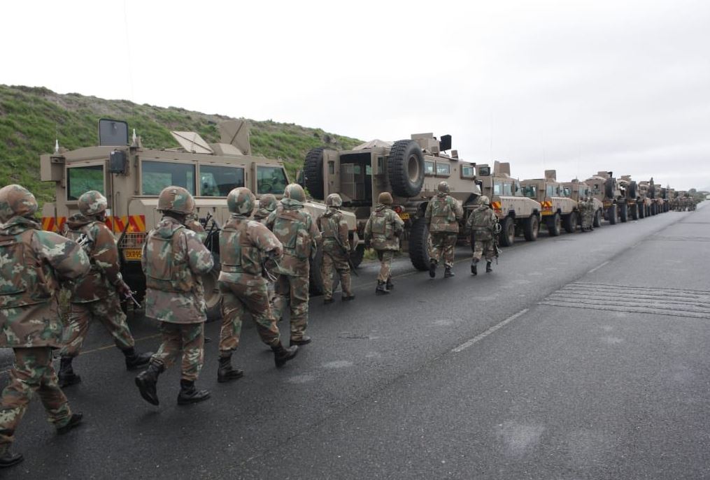 Army Finally Moves into Cape Flats – PHOTOS
