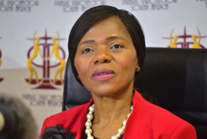 Thuli Madonsela Begins Kilimanjaro Climb