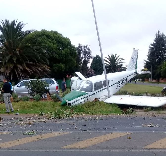 Aircraft Crashes in Springs – PHOTOS