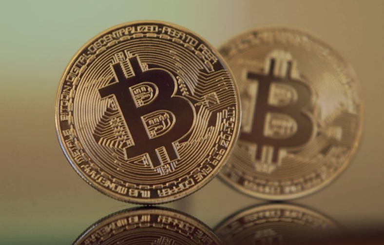 Bitcoin Trader MTI Dupes Investors, Director Leaves South Africa